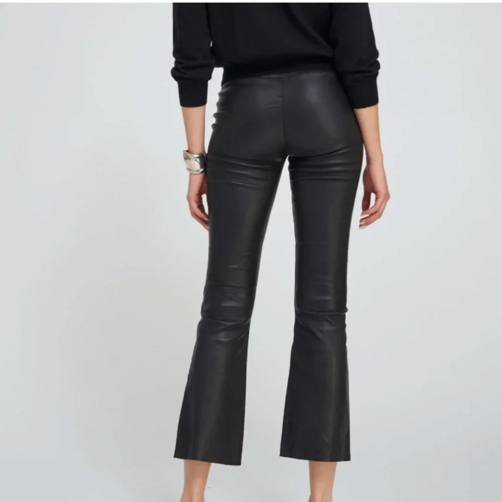 SPRWMN BLACK LEATHER ANKLE FLARE - Picture 4 of 11